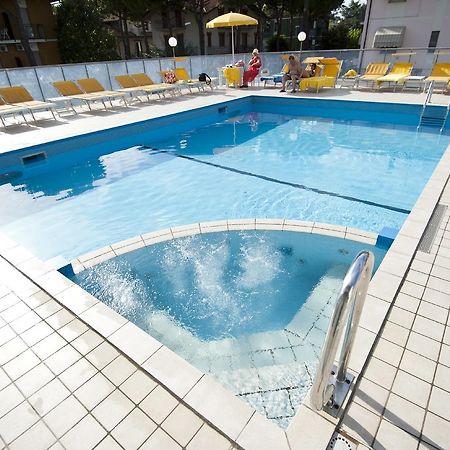 Hotel Giunchi تّشيرفييا المظهر الخارجي الصورة