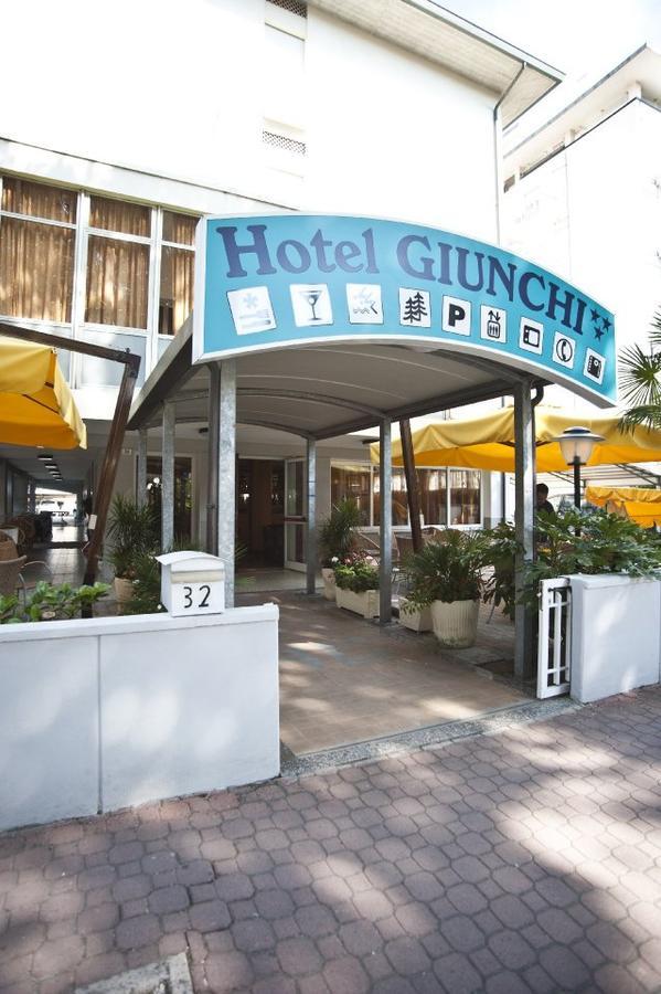 Hotel Giunchi تّشيرفييا المظهر الخارجي الصورة