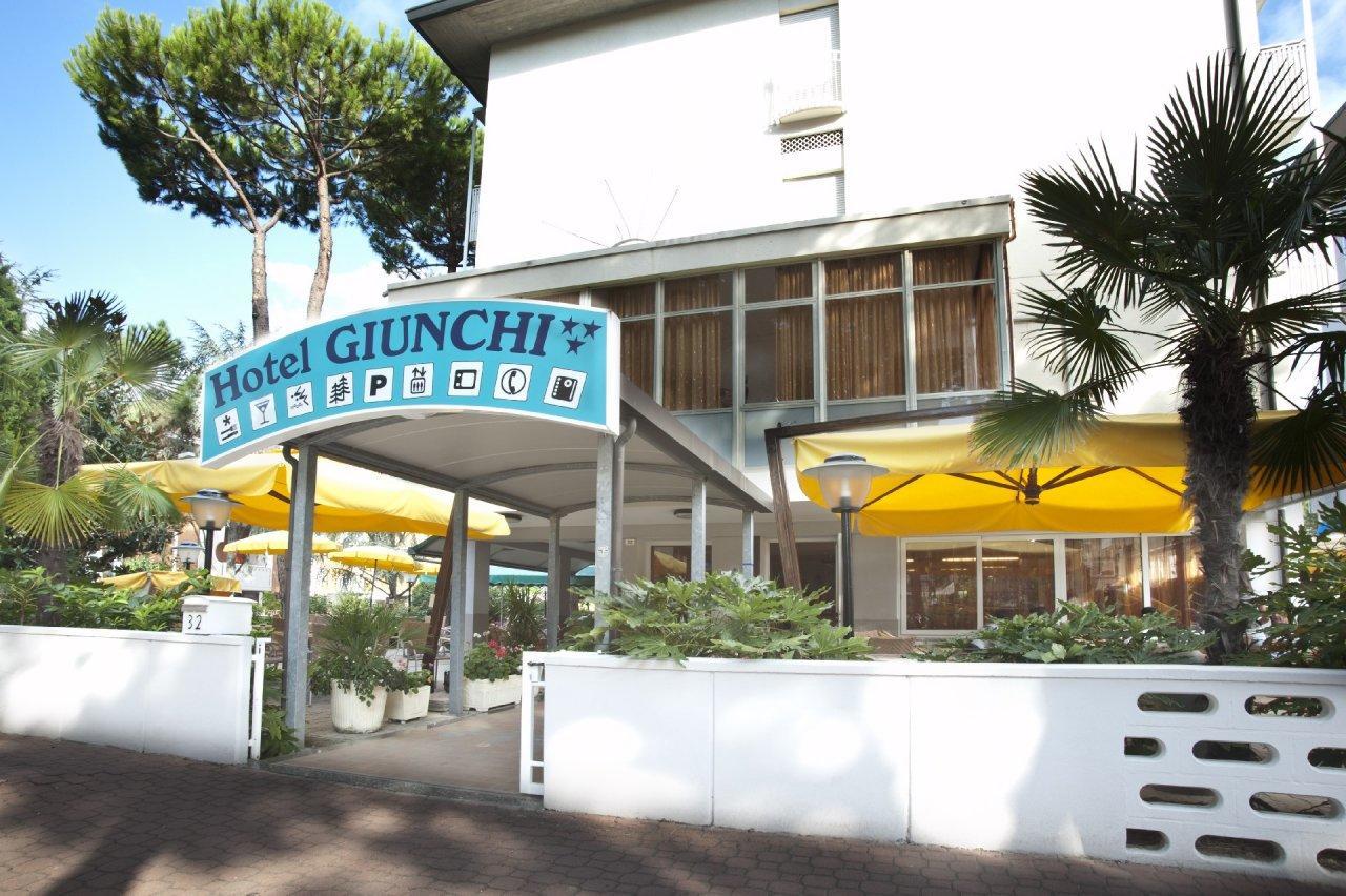 Hotel Giunchi تّشيرفييا المظهر الخارجي الصورة